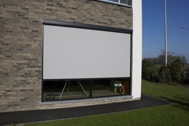 Screen zonne-energie autonoom buiten (B180 cm x H150 cm RAL7016)